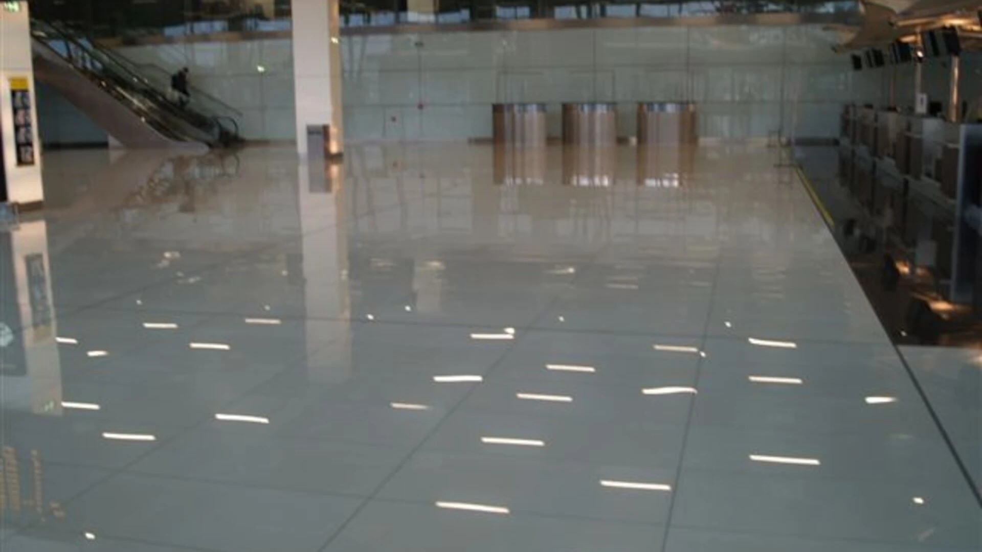 Letisko_BA_2.JPG Weber Slovakia