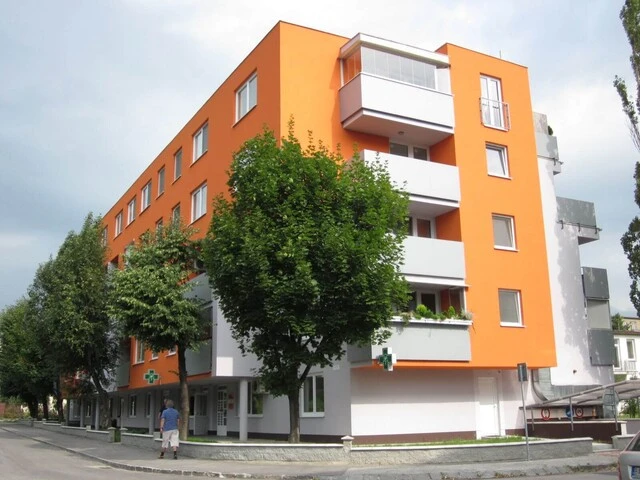 bytovy-dom-hlinicka.jpg Bytový dom Hlinická