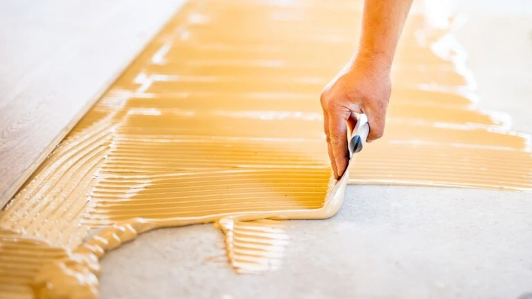 Flexibilné lepidlá Flexibilné lepidlá